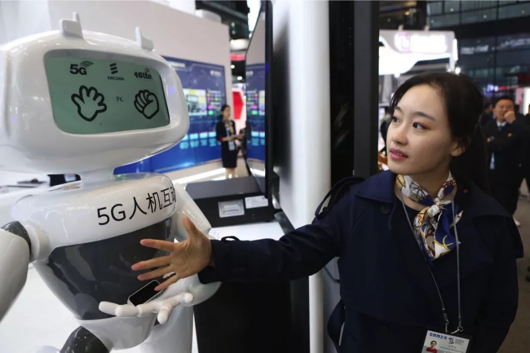 Free HTML5 Bootstrap Template by sc.chinaz.com